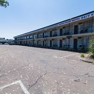 The Prince Mark Motel Doveton Exterior photo