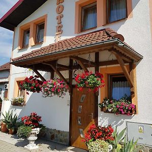 Hotel Zaułek Olszyna  Exterior photo