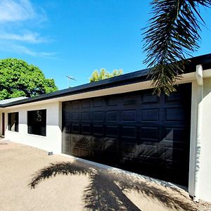 3 bedroom central home Townsville Exterior photo