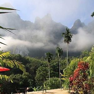 Elephant Hills Khao Sok Hotel Ban Bencha Exterior photo