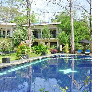 Flower Garden Eco Village Sigiriya Exterior photo