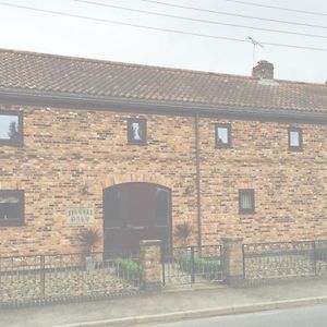 Fir Tree Barn Bed and Breakfast Pollington Exterior photo