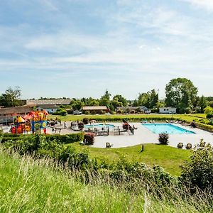 TopParken – Parc IJsselhoeve Hotel IJssellaan Exterior photo