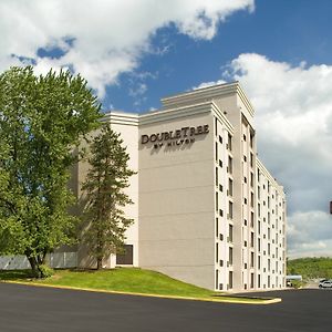 Doubletree By Hilton Washington Meadow Lands Casino Area Exterior photo