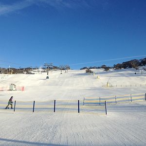 Mountain View Chalet At Heidis Appartement Perisher Valley Exterior photo