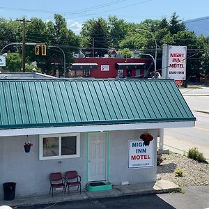 Night Inn Grand Forks Exterior photo