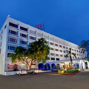 SRM Hotel Tiruchirappalli Exterior photo