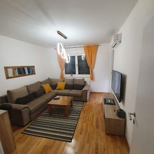 Apartman Lux Doboj Appartement Exterior photo