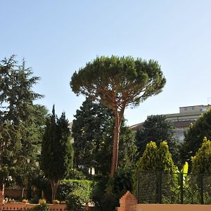 Alessandro III Hotel Rome Exterior photo