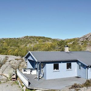 Nice Home In Lindesnes With Kitchen Stutsvig Exterior photo