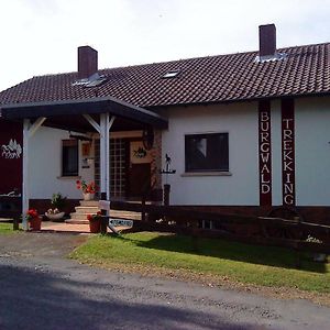 Gaestehaus Burgwald-Trekking Hotel Mittelsimtshausen Exterior photo