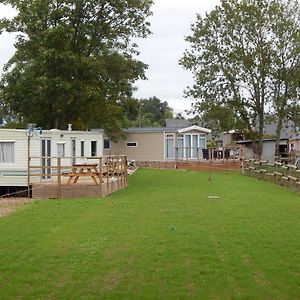 L'Ancyze Pension Le Torp-Mesnil Exterior photo