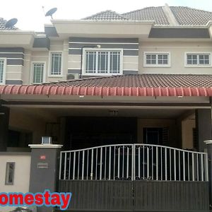 Double Storey @ Tapah Appartement Exterior photo