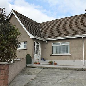 Manor House Bed and Breakfast Stornoway  Exterior photo