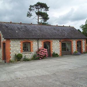 The Stables Villa South Barrow Exterior photo