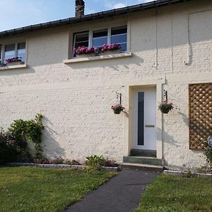 Appartement Liartais - Accueil Chevaux - Horse Friendly Exterior photo