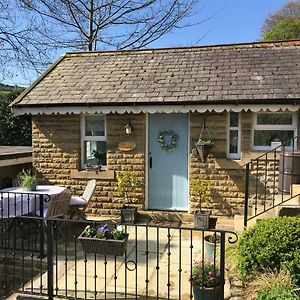 "The Lodge", Holmfirth Exterior photo