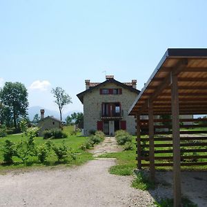 Fienile Chiaramada Appartement Belluno Exterior photo