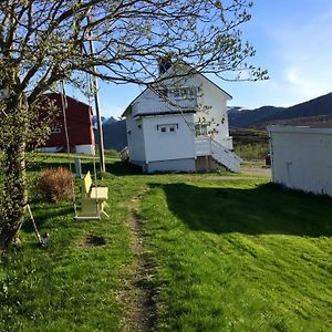 Karboligen Villa Bostad Exterior photo