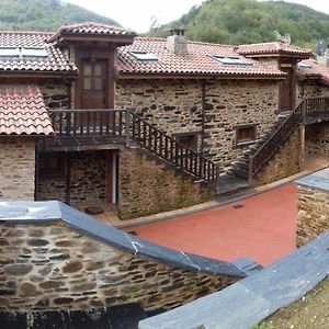 Apartamentos Rurales Casa Carmen Pola de Allande Exterior photo