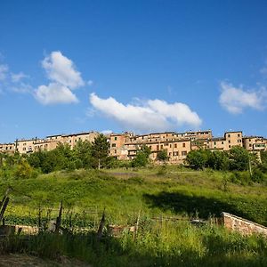 Camera Agata Hotel Monticiano Exterior photo