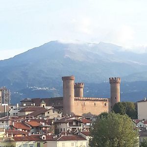 Camelia Hotel Ivrea Exterior photo