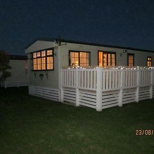 33 Beach Retreat Lodge Pevensey Bay Holiday Park Exterior photo