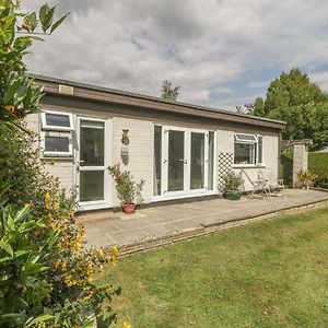 Orchard Annexe Villa Lymington Exterior photo