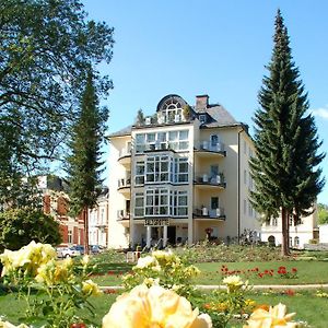 Ferienwohnungen Rosengarten Bad Elster Room photo