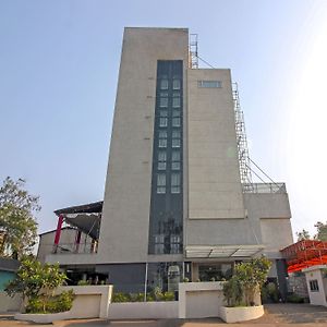 Capital O 2096 Krishna Palace Hotel Mumbai  Exterior photo