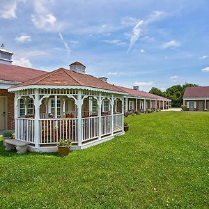 Super 8 By Wyndham Cave City Hotel Exterior photo