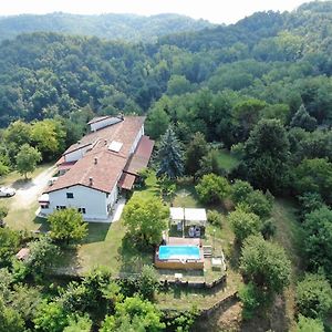 Cascina Dovese Bed and Breakfast Gabiano Exterior photo