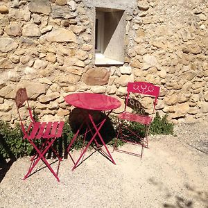 Chambre d'hôte Geiko Hotel Cabrieres-d'Aigues Exterior photo