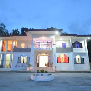 White Summerville Tourist Inn Busuanga Exterior photo