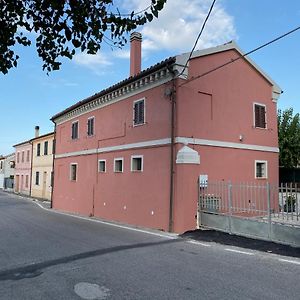 B&B La Grancia Chiaravalle Marche Exterior photo