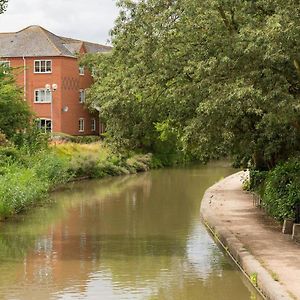 Chocolate Nest Appartement Leamington Spa Exterior photo