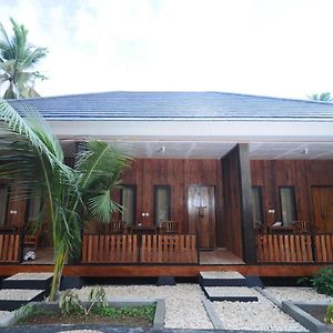 Sunari Beach Resort 2 Padang  Exterior photo