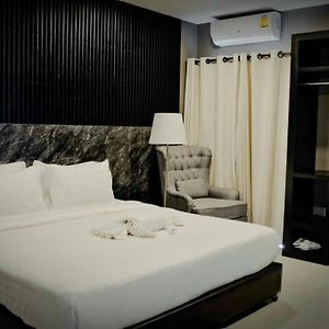 The Zenery Hotel Lampang Exterior photo