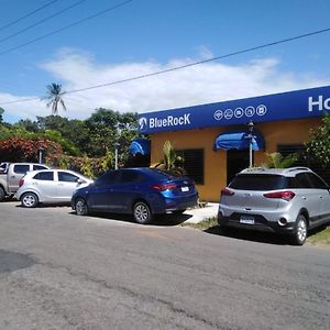 Bluerock Hostal Hotel David Exterior photo