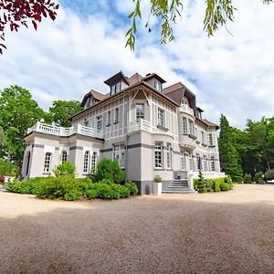 Le Chateau De Fresnoy En Gohelle Bed and Breakfast Exterior photo