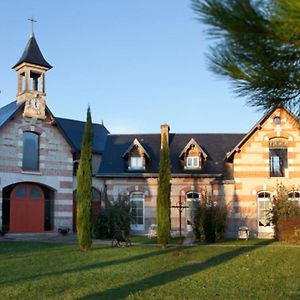 La Bretauche Appartement Checy Exterior photo