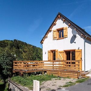 Chalet Hugo Appartement Besse-et-Saint-Anastaise Exterior photo