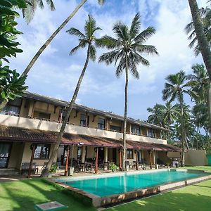 Maresia Beach Villa Wadduwa Exterior photo