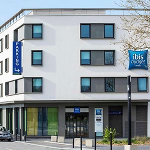 ibis budget Saint Quentin Yvelines - Vélodrome Hotel Montigny-le-Bretonneux Exterior photo