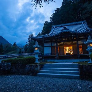 宿坊 端場坊｜Temple Hotel Habanobo Minobu Exterior photo