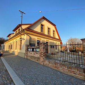 Penzion Lacasa Hotel Vysoké Mýto Exterior photo