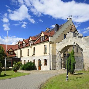 Hotel Und Restaurant Rittergut Kreipitzsch Naumburg  Exterior photo