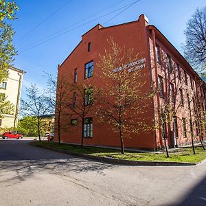 Petrovskiy Art Loft Aparthotel Sint-Petersburg Exterior photo