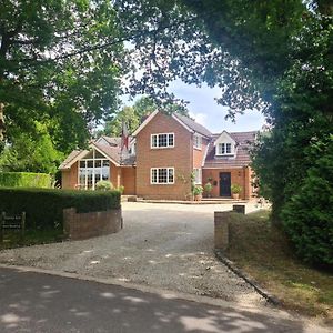 Ha'Penny Acre Bed and Breakfast Sherfield English Exterior photo