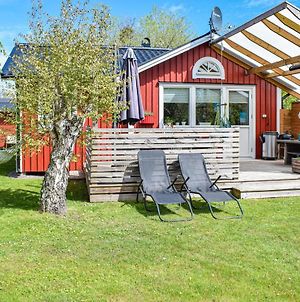 Stunning home in Borgholm w/ WiFi&3 Bedrooms Exterior photo